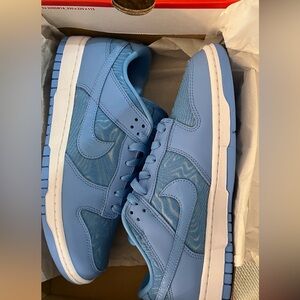 Brand new Nike sneakers 9.5